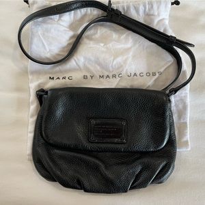 Marc Jacobs black leather crossbody bag